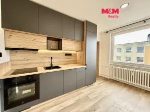 Pronájem bytu 1+1, Praha - Zbraslav, Tunelářů, 41 m2