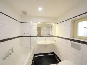 Pronájem bytu 2+kk, Praha - Nové Město, Soukenická, 67 m2