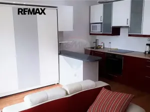 Pronájem bytu 1+kk, Praha - Stodůlky, Laurinova, 43 m2