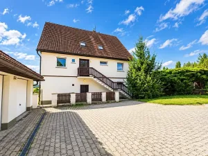 Prodej rodinného domu, Seč, Sídl. 9. května, 294 m2