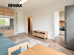 Pronájem bytu 1+1, Praha - Troja, Krynická, 30 m2