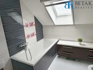 Prodej rodinného domu, Přerov - Přerov VI-Újezdec, Luční, 165 m2
