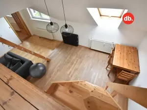 Pronájem bytu 3+1, Karlovy Vary, Majakovského, 74 m2