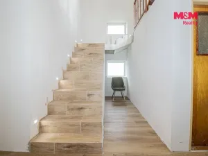 Prodej rodinného domu, Ohařice, 152 m2