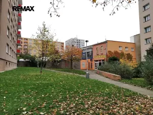 Pronájem kanceláře, Praha - Malešice, 65 m2