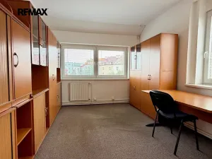 Pronájem kanceláře, Praha - Strašnice, Průběžná, 125 m2