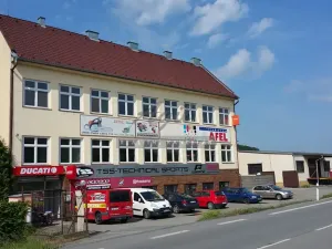 Pronájem výrobních prostor, Česká, 270 m2