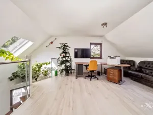 Prodej rodinného domu, Horoměřice, Za Dvorem, 290 m2