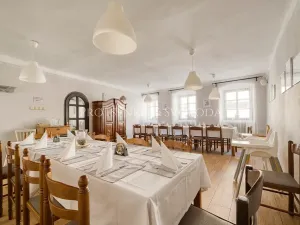 Prodej činžovního domu, Lhenice, Krumlovská, 535 m2