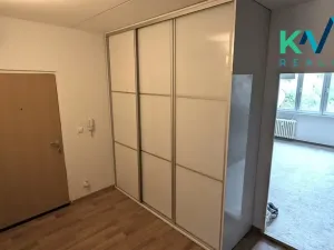 Pronájem bytu 2+1, Karlovy Vary, Školní, 63 m2