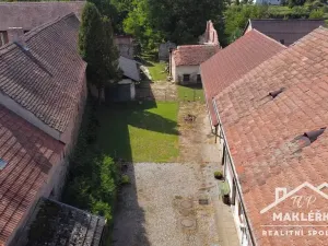 Prodej rodinného domu, Močovice, 168 m2