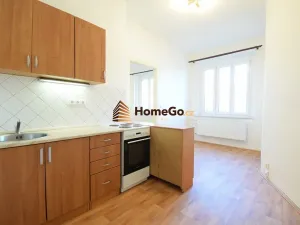 Pronájem bytu 2+kk, Praha - Nusle, Lounských, 52 m2