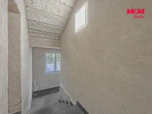 Prodej komerční nemovitosti, Praha, Seifertova, 110 m2