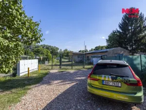 Prodej zahrady, Rybitví, 185 m2
