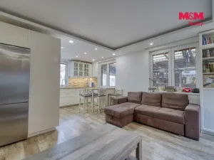 Prodej rodinného domu, Zápy, 181 m2