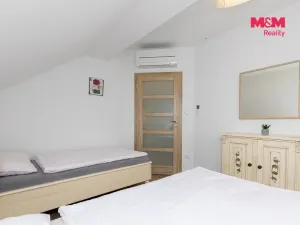 Prodej činžovního domu, Dříteč, 122 m2