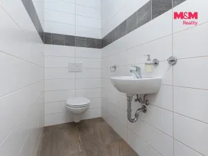 Prodej činžovního domu, Dříteč, 244 m2
