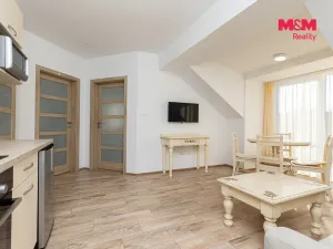 Prodej činžovního domu, Dříteč, 244 m2
