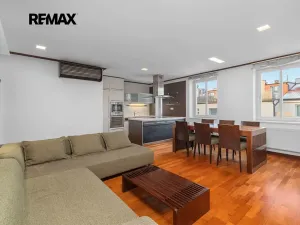 Prodej bytu 3+kk, Praha - Holešovice, Dobrovského, 107 m2