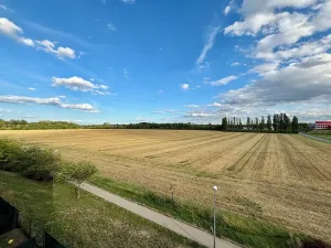 Pronájem bytu 1+kk, Praha - Letňany, Kadečkové, 30 m2