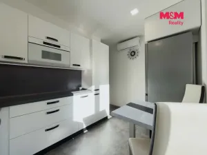 Prodej bytu 3+1, Karviná - Ráj, U Lesa, 57 m2