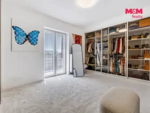 Prodej bytu 4+kk, Králův Dvůr - Levín, Na Lucberku, 141 m2