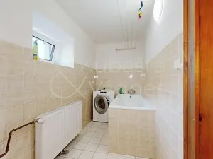Prodej rodinného domu, Chroustovice, náměstí Josefa Haška, 205 m2
