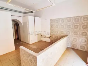 Pronájem obchodního prostoru, Praha, Bořivojova, 49 m2
