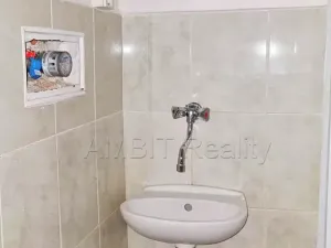 Pronájem obchodního prostoru, Praha, Bořivojova, 49 m2