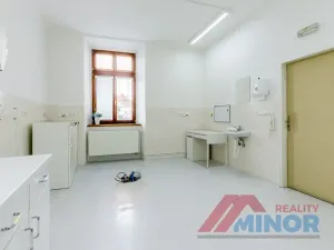 Pronájem ordinace, Slaný, Masarykovo náměstí, 69 m2