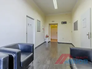Pronájem ordinace, Slaný, Masarykovo náměstí, 69 m2