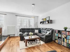 Prodej bytu 3+kk, Šumná, 88 m2