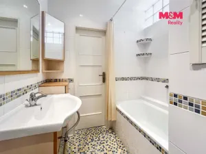 Pronájem bytu 1+1, Praha - Letňany, Dobratická, 31 m2