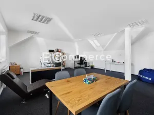 Prodej kanceláře, Brno, Holzova, 640 m2