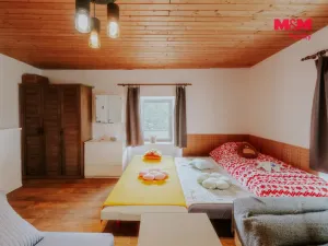 Prodej rodinného domu, Kadov - Lnářský Málkov, 250 m2
