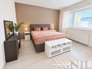 Pronájem bytu 2+kk, Plzeň, Poděbradova, 59 m2
