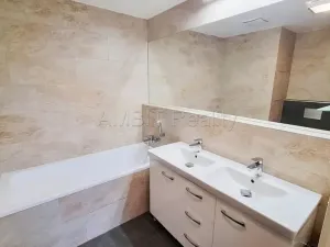Pronájem bytu 4+kk, Praha - Žižkov, Kališnická, 99 m2