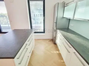 Pronájem bytu 4+kk, Praha - Žižkov, Kališnická, 99 m2