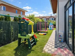 Prodej rodinného domu, Praha - Újezd nad Lesy, Lutínská, 187 m2
