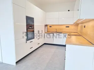 Pronájem bytu 3+kk, Olomouc, Přerovská, 88 m2