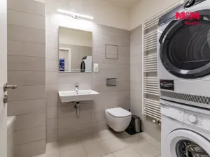 Pronájem bytu 2+kk, Praha - Hloubětín, Waltariho, 49 m2
