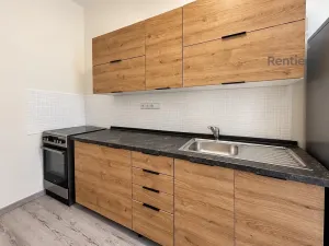 Pronájem bytu 2+kk, Praha - Podolí, Sinkulova, 37 m2