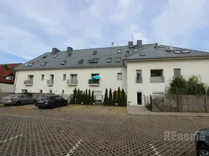 Prodej bytu 1+kk, Praha - Ruzyně, Drnovská, 27 m2