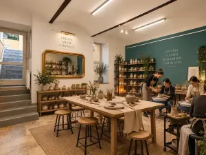 Pronájem obchodního prostoru, Praha - Josefov, Žatecká, 22 m2