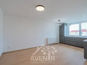 Prodej bytu 4+kk, Napajedla, Nábřeží, 72 m2