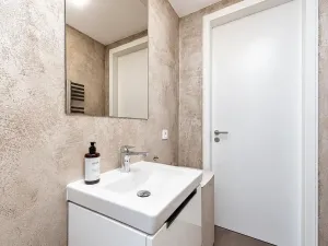 Pronájem bytu 3+kk, Praha - Smíchov, Kobrova, 173 m2