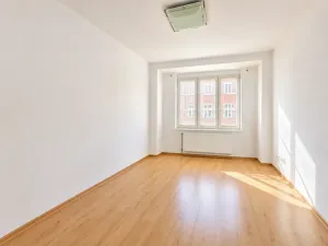Pronájem bytu 2+kk, Praha - Strašnice, Kralická, 53 m2