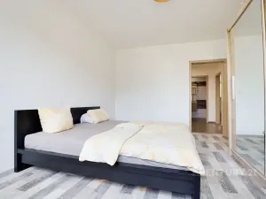 Prodej podílu bytu 3+1, Děčín, Kosmonautů, 79 m2