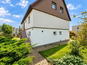Prodej rodinného domu, Seč, Sídl. 9. května, 294 m2