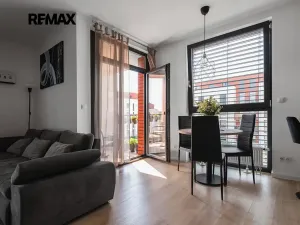 Prodej bytu 2+kk, Kolín, Zásmucká, 64 m2